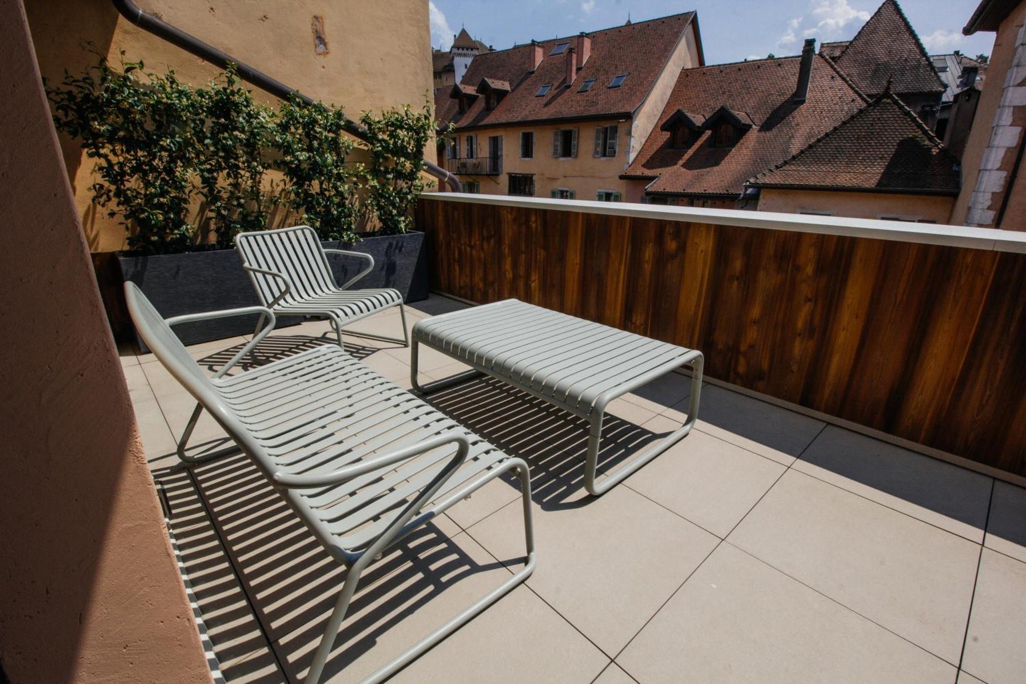 Auberge Du Lyonnais Анси Екстериор снимка